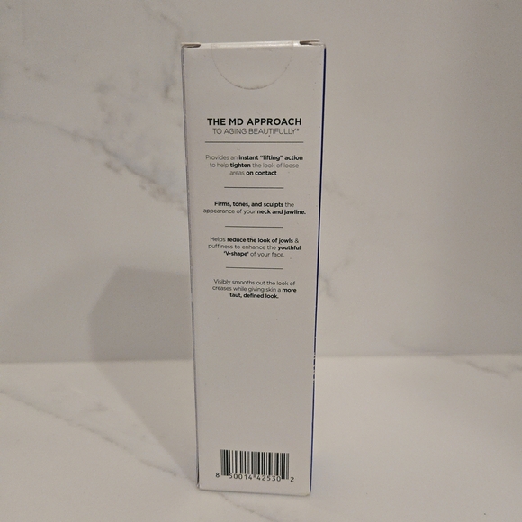 Beverly Hills MD Rapid Lift Advanced Neck Serum - White - Picture 3 of 8